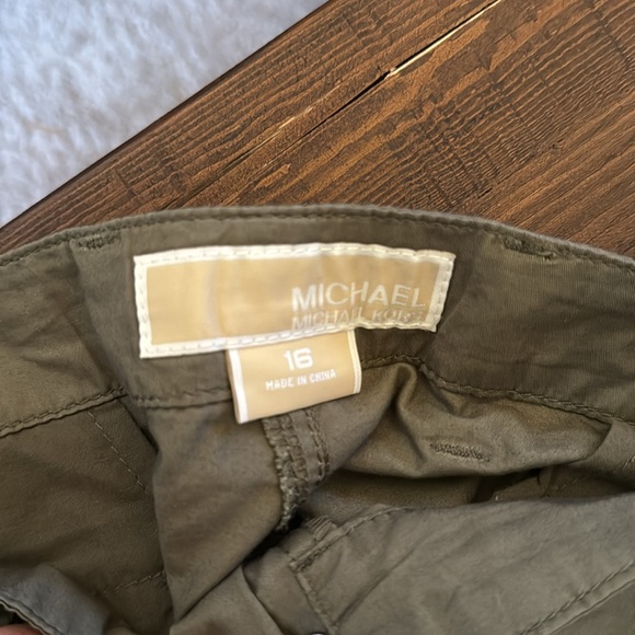Michael Kors Cargo Pants - Picture 2 of 2